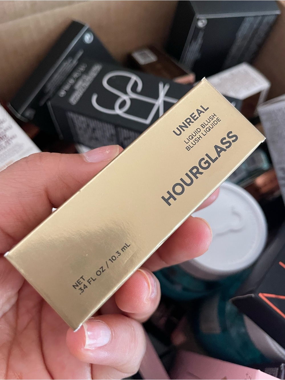 Hourglass Unreal Liquid Blush - moment